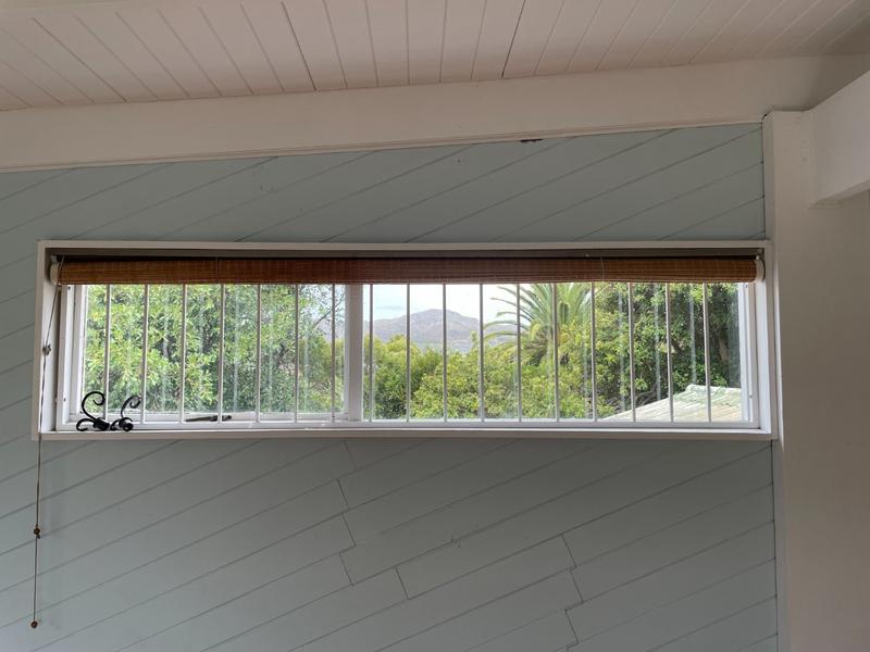 To Let 5 Bedroom Property for Rent in Kommetjie Western Cape